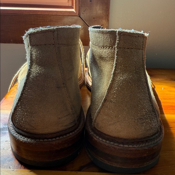 Alden Men's Light Brown Suede Chukka Boots - Picture 2 of 11